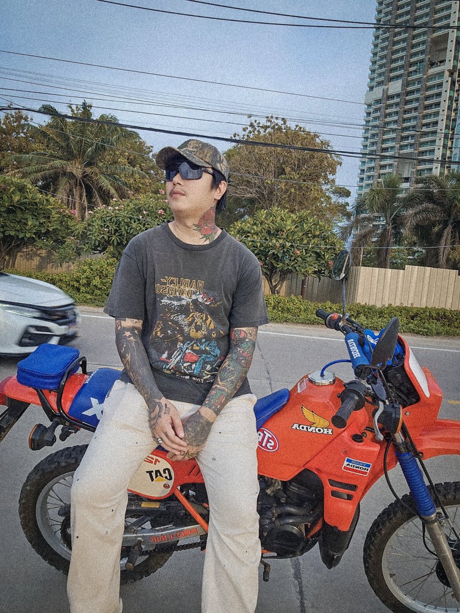 Johnny Mx tweet media