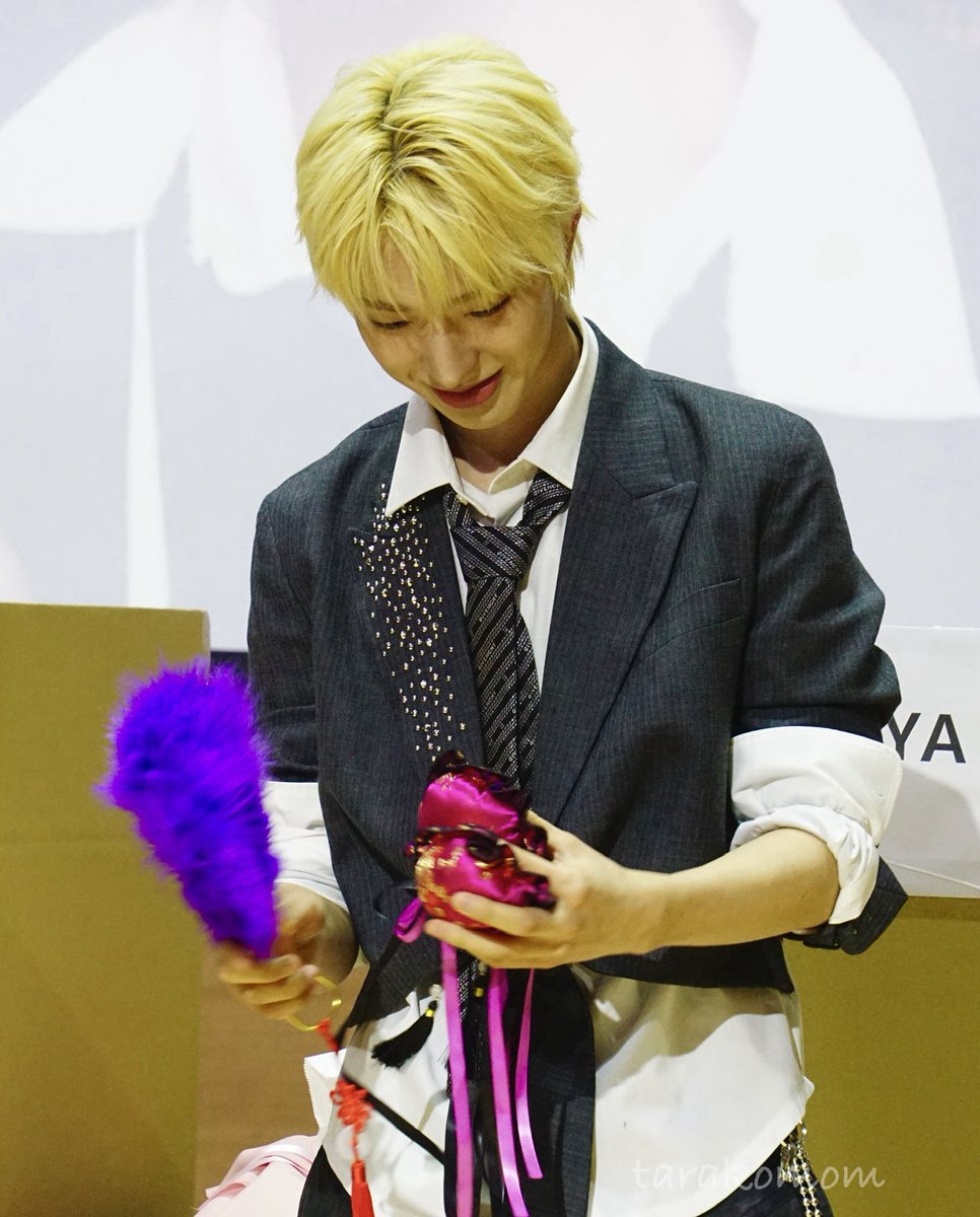 2026.2.13 MAKESTAR 台北ペンサ 「귀여운〜🩷」に照れるモヤ #NEXZ