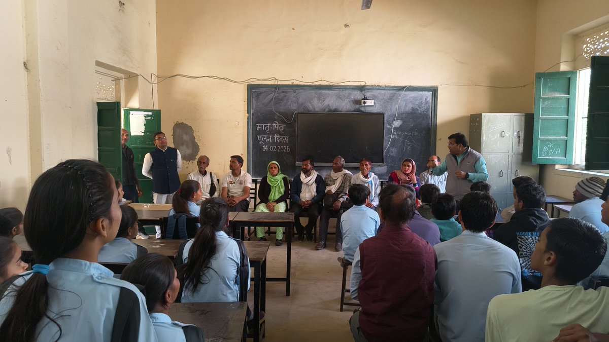 दिनांक 14 फरवरी 2026 को निर्वाचन विभाग के आदेशों के क्रम में विधानसभा क्षेत्र मालवीय नगर (54) में स्वीप गतिविधि के अंतर्गत विद्यालयों में मातृ-पितृ पूजन दिवस कार्यक्रम आयोजित किया गया।
<a href="/ECISVEEP/">Election Commission of India</a> 
<a href="/CeoRajasthan/">CEO RAJASTHAN</a> 
<a href="/DcDmJaipur/">District Collector & Magistrate, Jaipur</a>