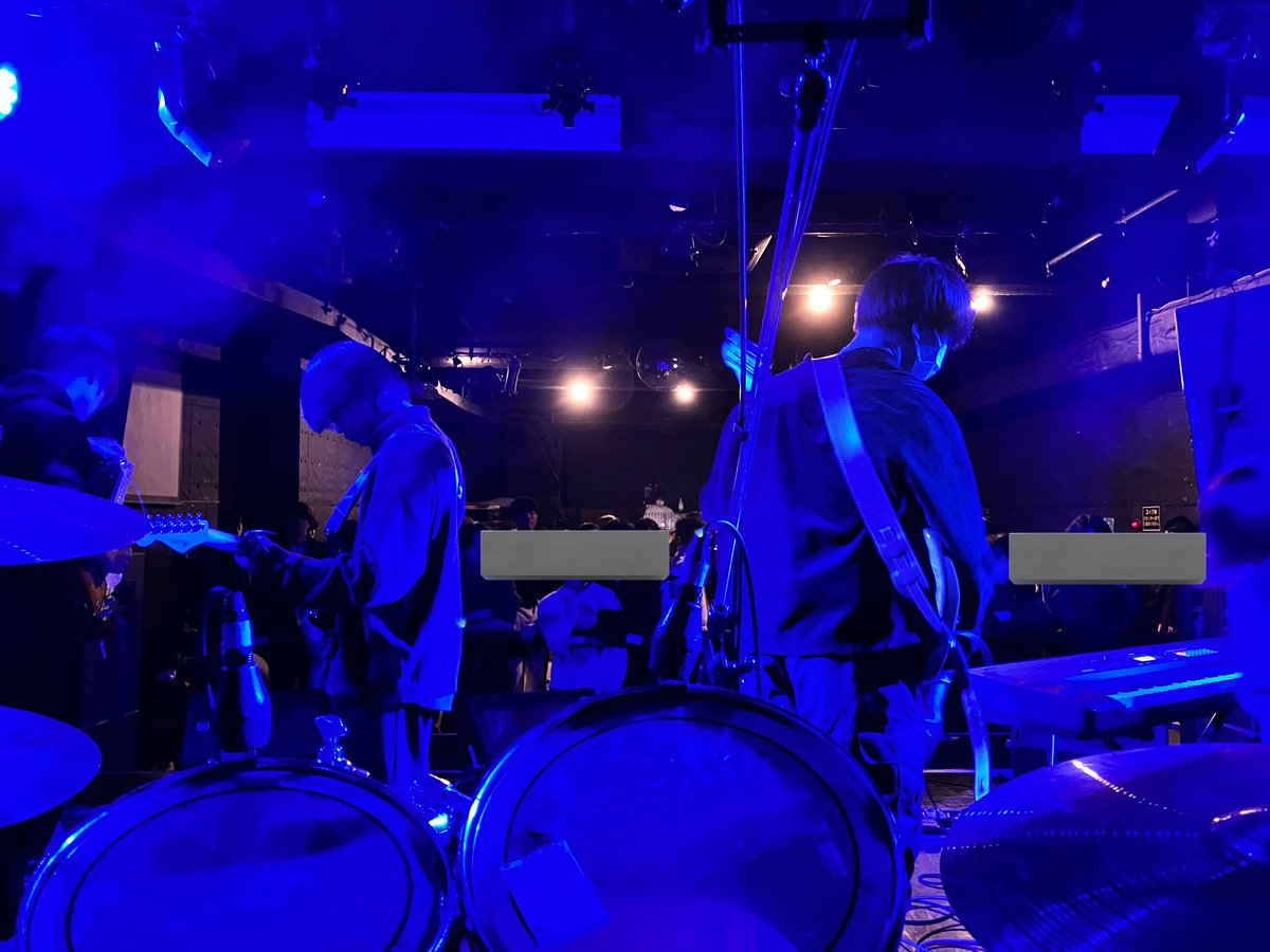 dotkakuchoshi's tweet photo. 冬Eありがとうございました！！
ポスマス合同ライブをはじめ、これからも精進します💪

▶︎セットリスト
1. @
2. ラスト
3. 幻聴
4. 螺旋
enc. Fundamentalism https://t.co/xlT7yHm005