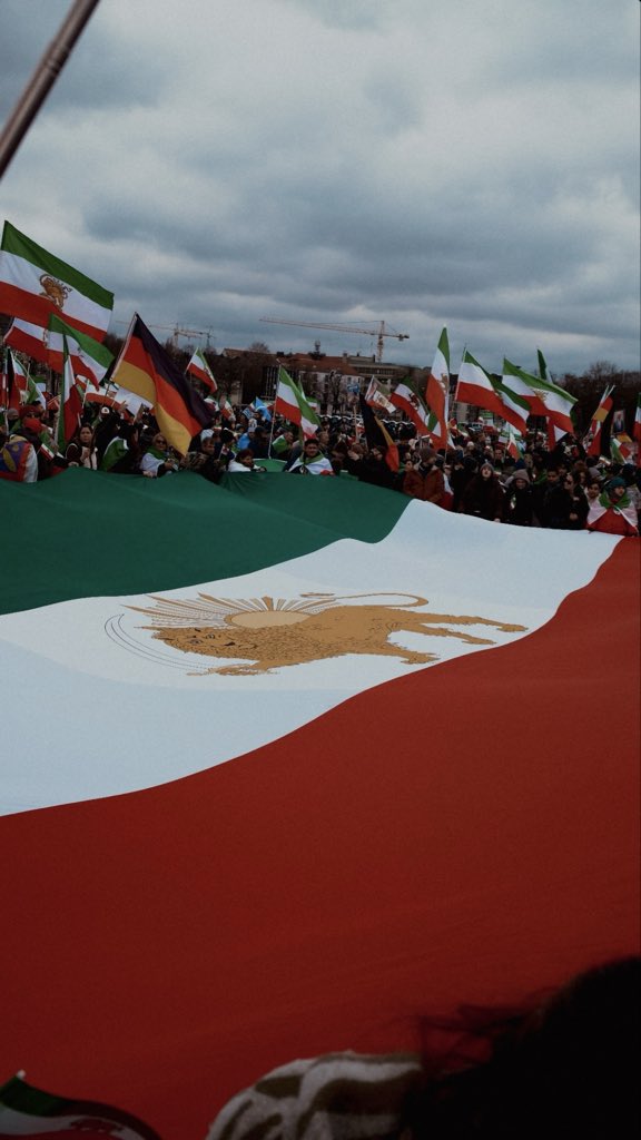 𝑀𝑎𝑡𝑖𝑛 tweet media