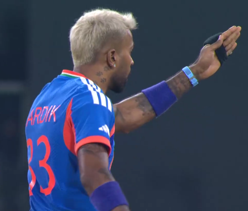 Fan RCBians tweet media