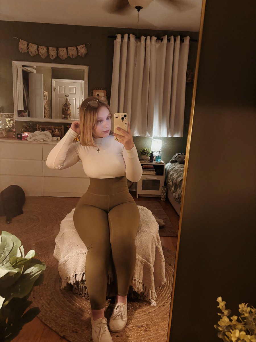 juls tweet media