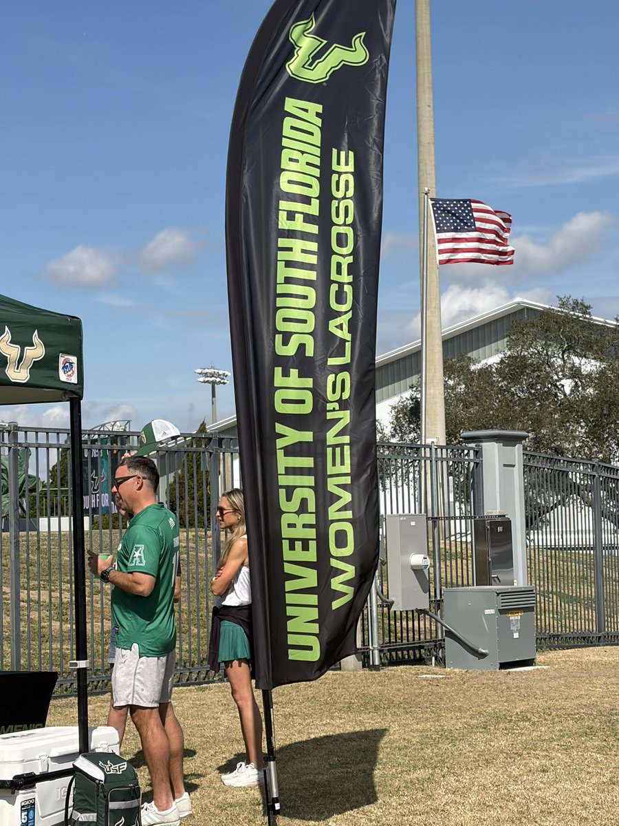 smward's tweet image. It is 75 mins and counting here for @USFWLAX vs #BeatMichigan. Was it fate that place their tailgate next to a @USFWLAX truck. @USFHerd enough time to get here for #faceoff