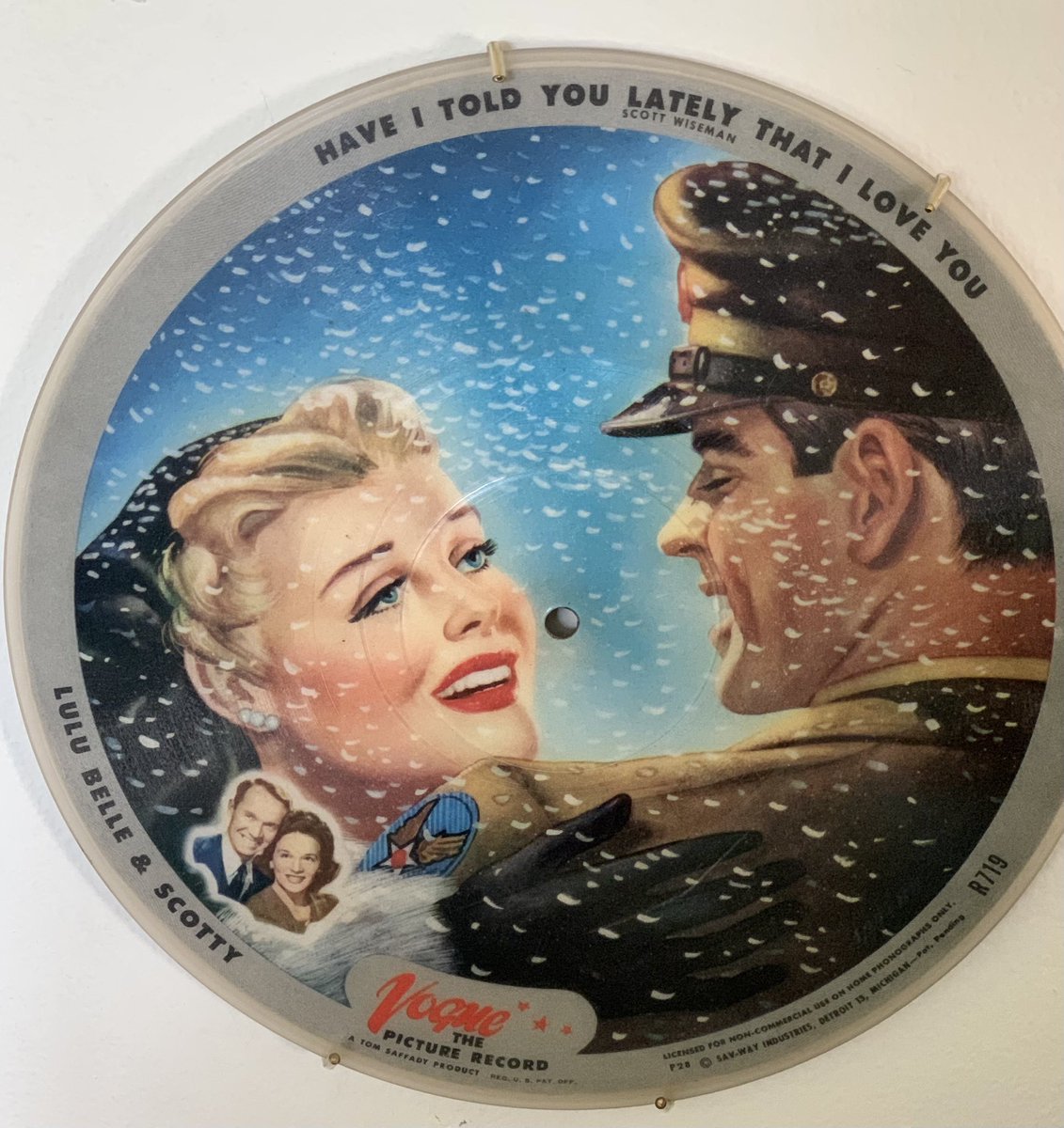 MitchandMarcy's tweet photo. @DailyPicTheme2 A perfect vinyl record to share as #EverydayObjects this  #ValentinesDay weekend: “Have I Told You Lately That I Love You” is a #picturerecord from the 40’s, a 78 rpm record with a song meant to last!
🎶 📸 #mitchandmarcyphotos

#DailyPictureTheme #vinylrecords #MadeinDetroit https://t.co/PeDmwEehrV
