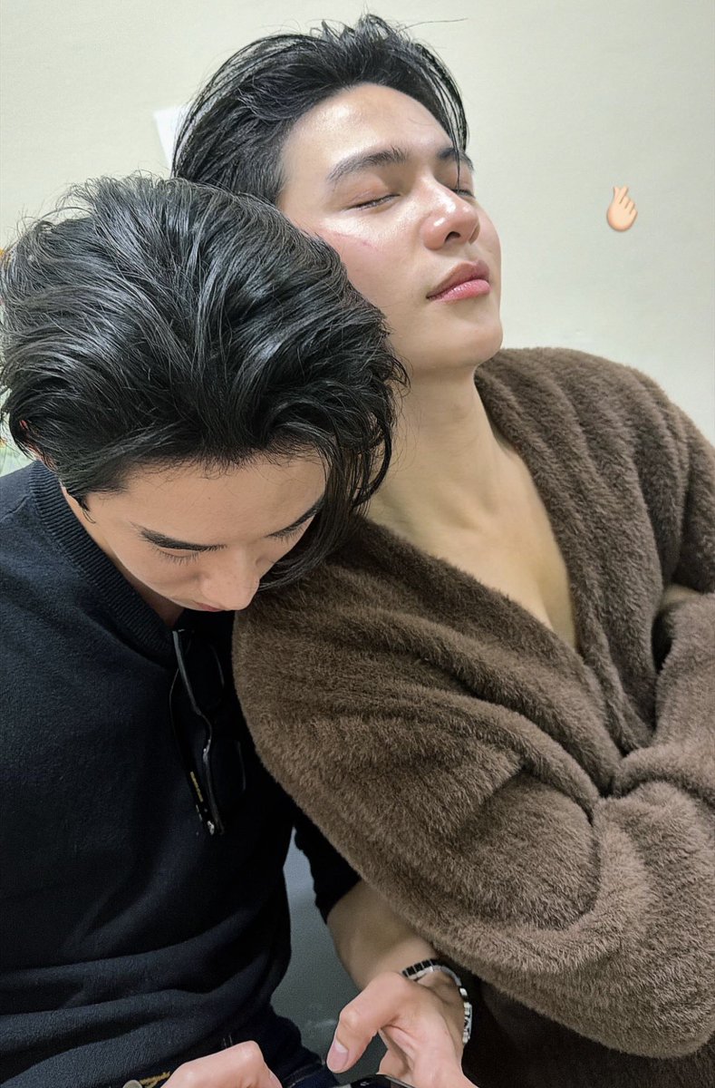 คนที่เหนื่อยแต่มีความสุขที่สุด เล่นคอนจบอ้อนแฟนต่อ อั่ยเจี้ย ชนะทั้งโลก