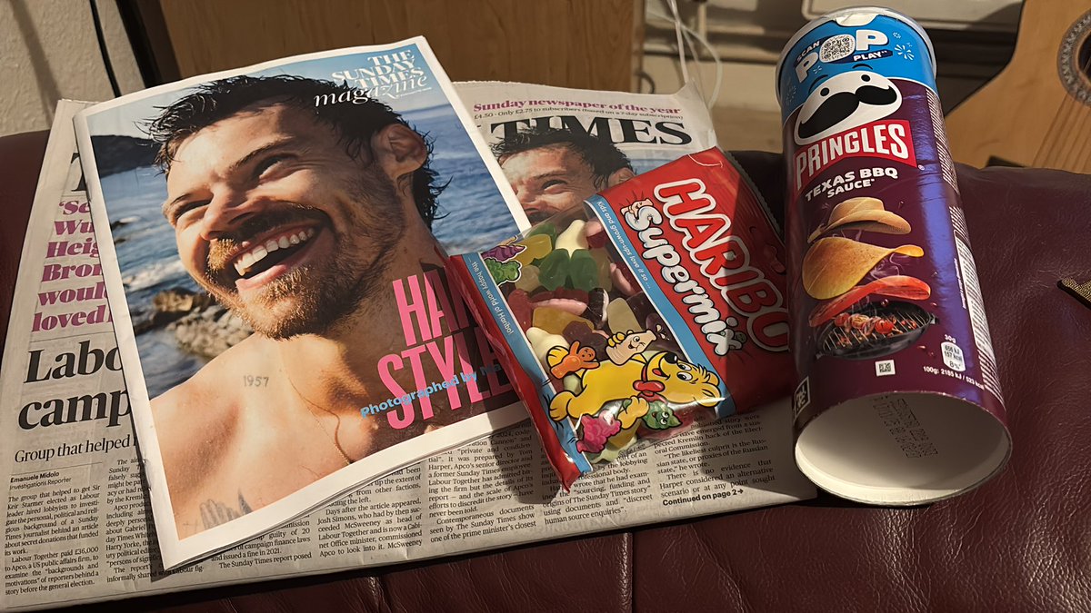 showgirllite's tweet image. HAPPY SUNDAY