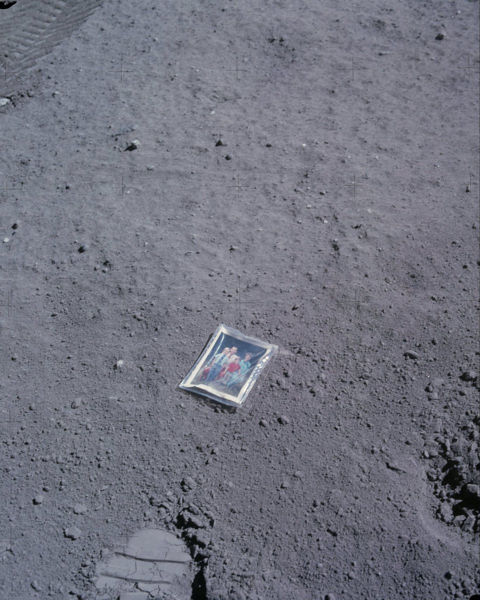 spaceinnutshell's tweet photo. Charles Moss Duke Jr. who served as the Lunar Module Pilot for Apollo 16 in April 1972, became the 10th person to walk on the Moon.

To get his sons, excited about his mission, he asked them if they wanted to “go to the Moon” with him by being in a photo he would leave there. https://t.co/FkcV67OxIO