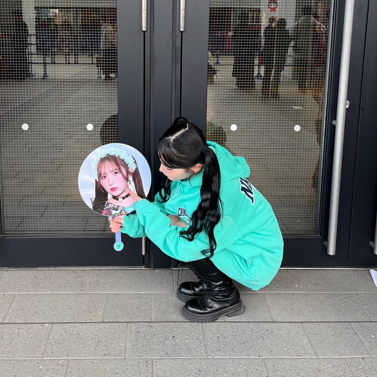 ライブの日は過去に推しがやってた髪型おそろいにしてる🤚🏻💚 推し