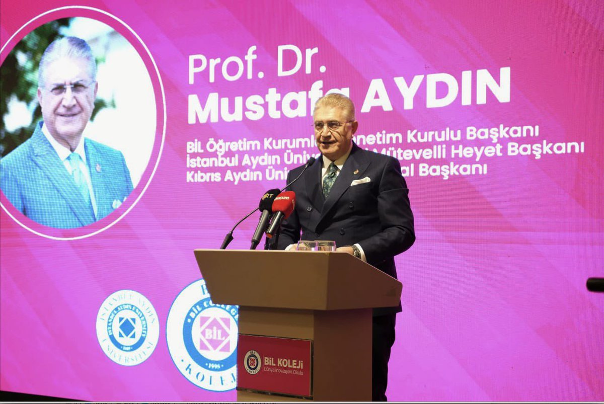 umitkalko's tweet photo. 📍 Gaziantep’te Yeni Bir Eğitim Yatırımı Daha!

Büyük bir heyecan ve gururla açılışını gerçekleştirdiğimiz okulumuzun lansman programında yoğun bir katılımın olması bizleri son derece mutlu etti. Gaziantep protokolünün değerli temsilcilerinin teşrifleriyle gerçekleşen bu anlamlı günde, eğitim dünyası adına önemli mesajlar paylaşıldı.

Programa katılarak bizleri onurlandıran İstanbul Aydın Üniversitesi Mütevelli Heyet Başkanı Prof.Dr.Mustafa Aydın’ın kıymetli değerlendirmeleri ve eğitime dair vizyoner paylaşımları bizlere ışık tuttu, güç verdi.

Eğitime değer katma yolculuğumuzda attığımız bu yeni adımın Gaziantep’imize ve ülkemize hayırlı olmasını diliyorum.