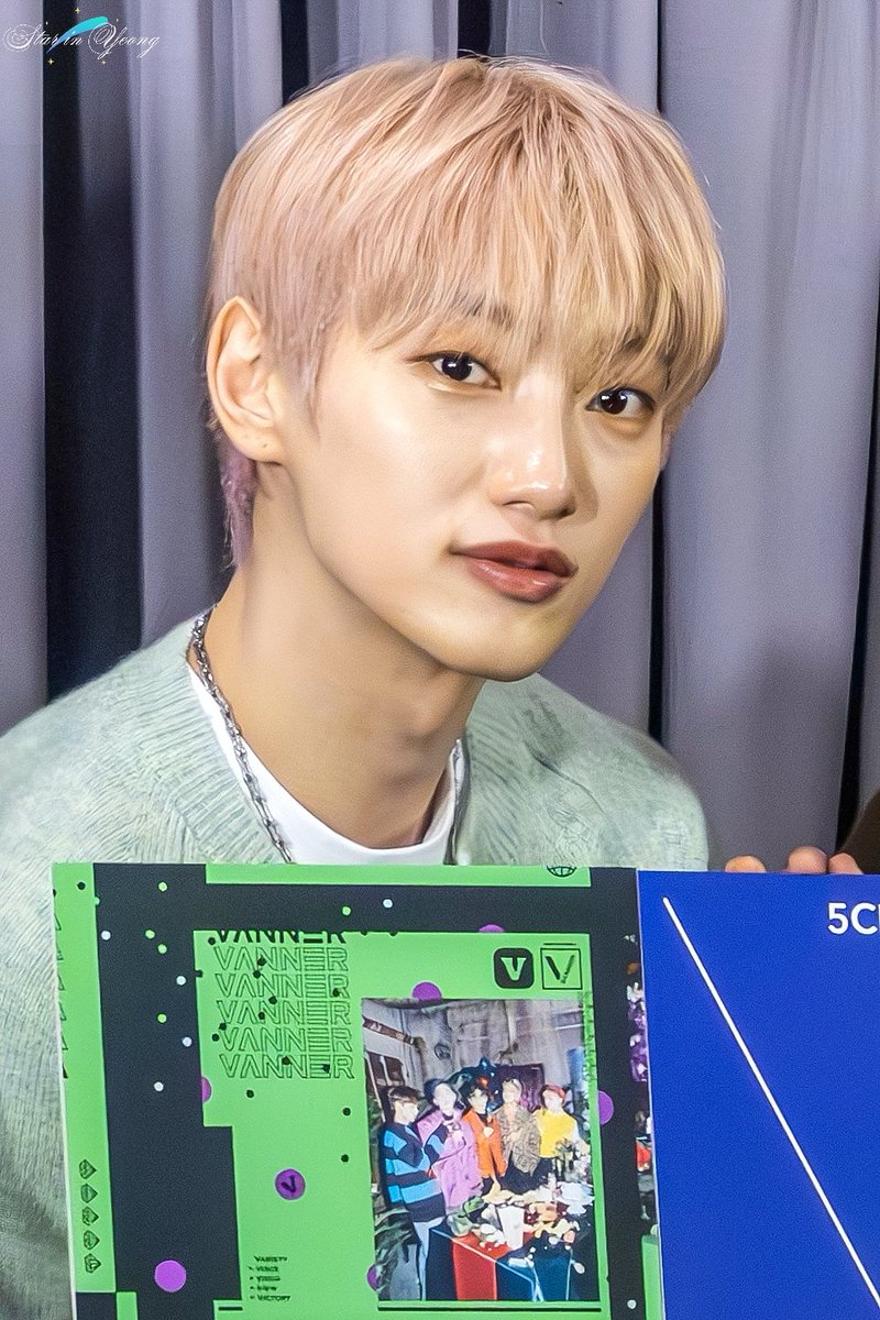 240215 에버라인 팬싼 

#영준이의눈에별을모으다

#배너 #VANNER #ベナー #VVS 
#영광 #안영준 #영준
#泳光 #安泳俊
#YEONGGWANG #ヨングァン
<a href="/VannerOfficial/">VANNER 배너</a>