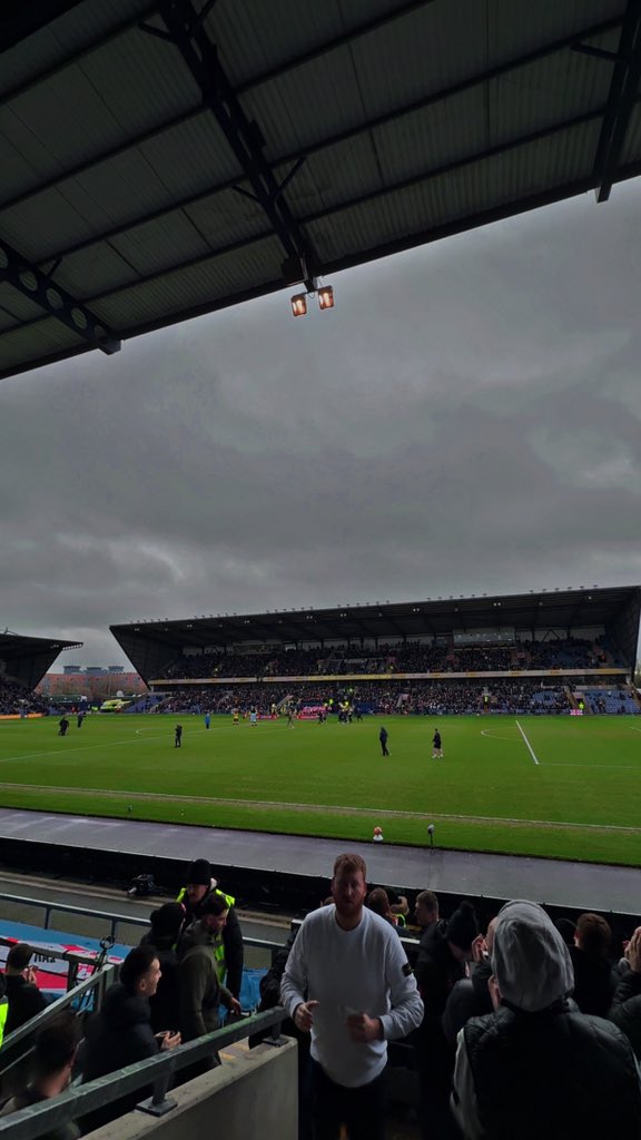 Jocelin when he came on looked mint… job well done from the lads into the hat the morra! ❤️🤍

#SAFC