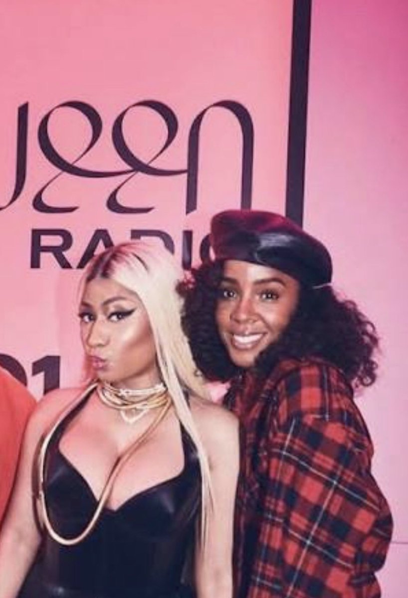 Side by side Nicki with both Beyonce and Kelly :