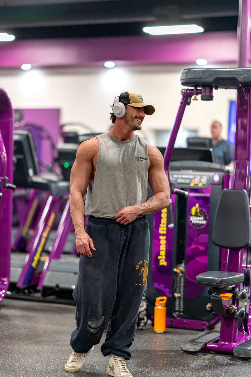 Catch me at your local Planet Fitness 😏