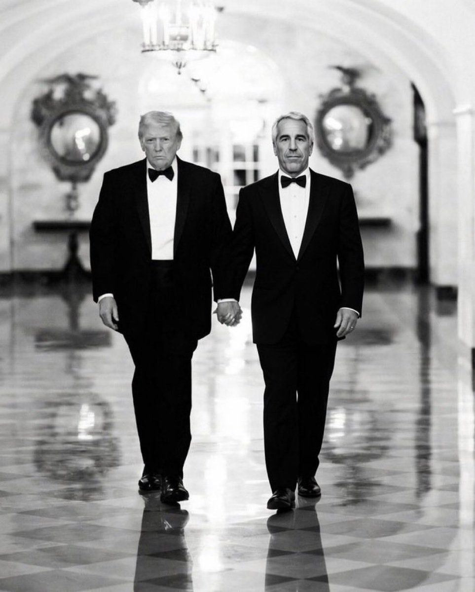 StayScuffed's tweet photo. @WhiteHouse https://t.co/YxORzYLgxU
