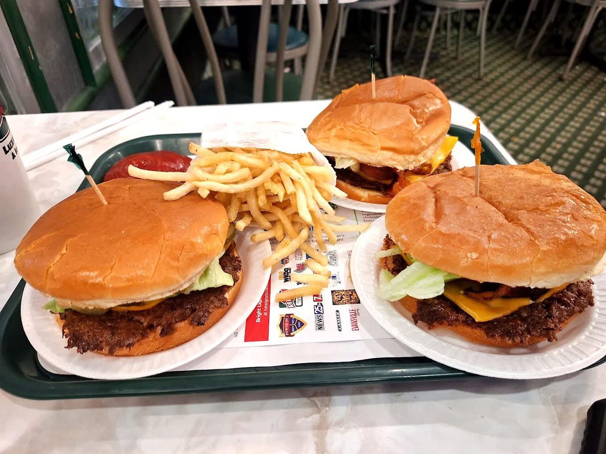 gdritzys's tweet image. 💥 Evansville’s ORIGINAL Smash Burger!
.
Before it was a trend, it was a Ritzy’s classic! Our burgers are smashed, seared, and served with flavor you can’t forget - crispy edges, juicy center, and that signature Ritzy’s taste you know and love 🍔🔥