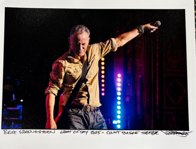 Check out these music-inspired Handbid items: 8x10 photo from