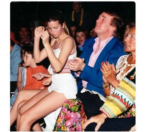 Q ™️ tweet media