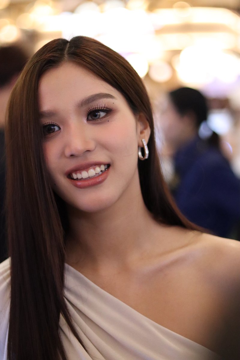 fridayiminlove tweet media