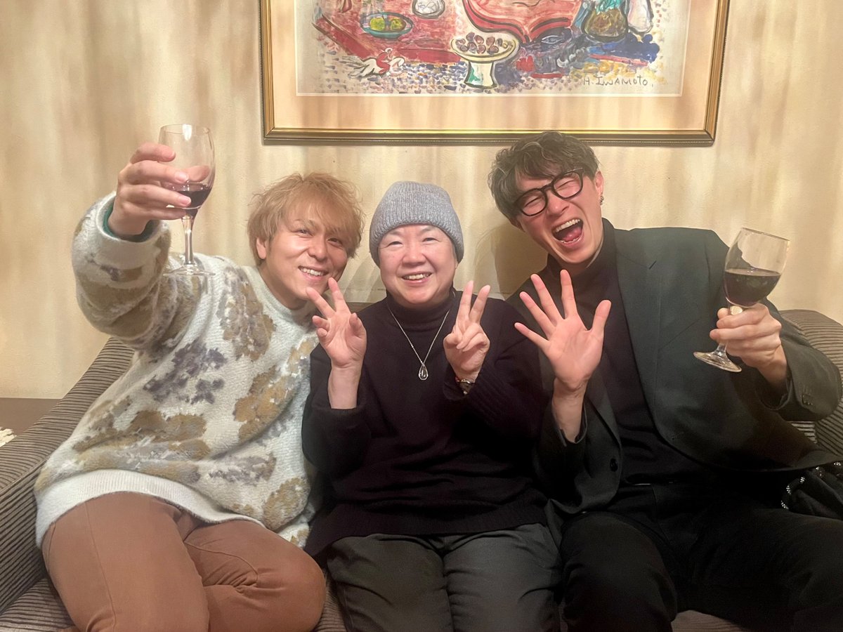 先行発売記念イベント】 チケット先行発売「サイン握手会イベント