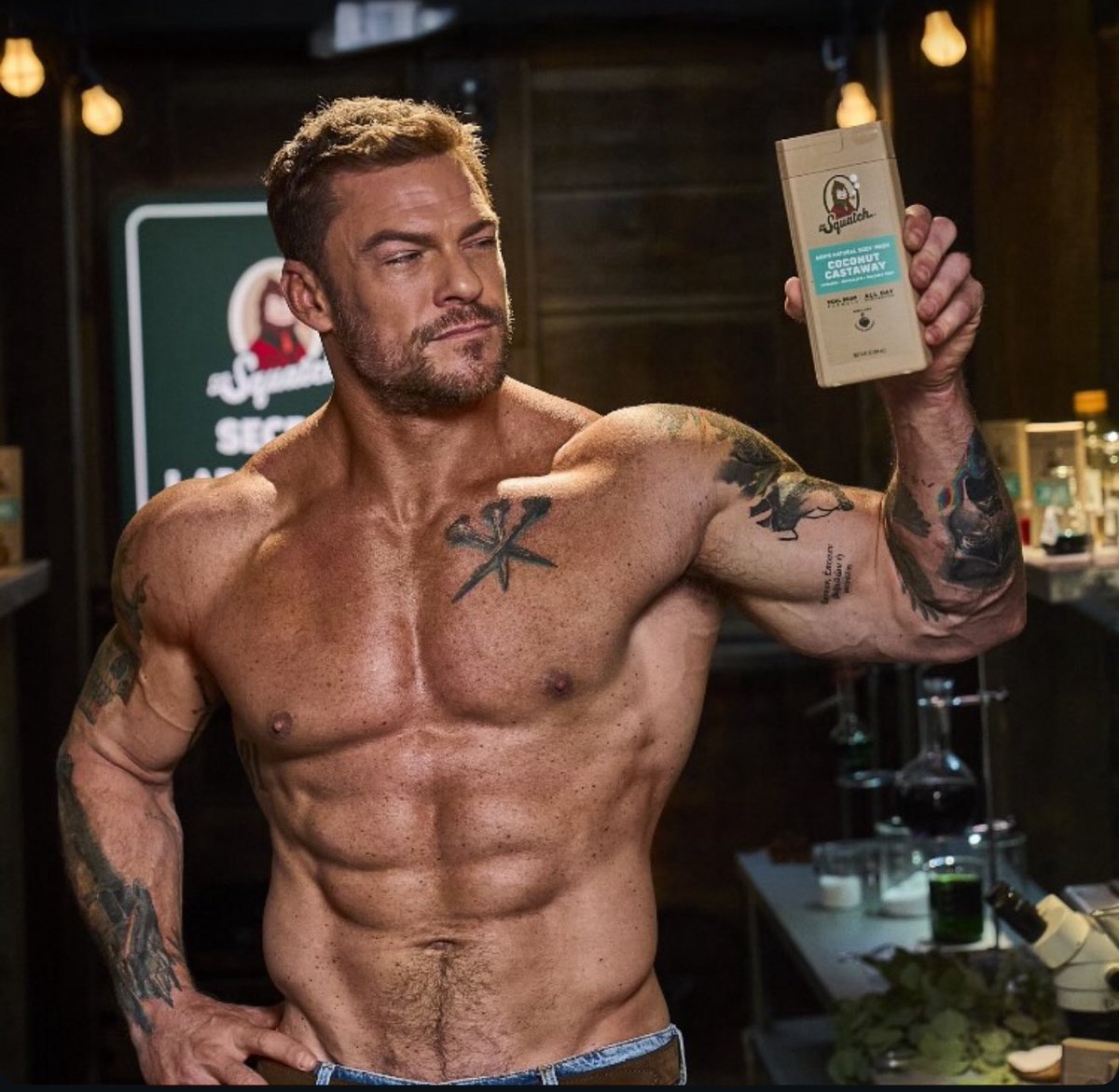 alanritchsonhq's tweet image. cute as fuck                   WHAT THE FUCK