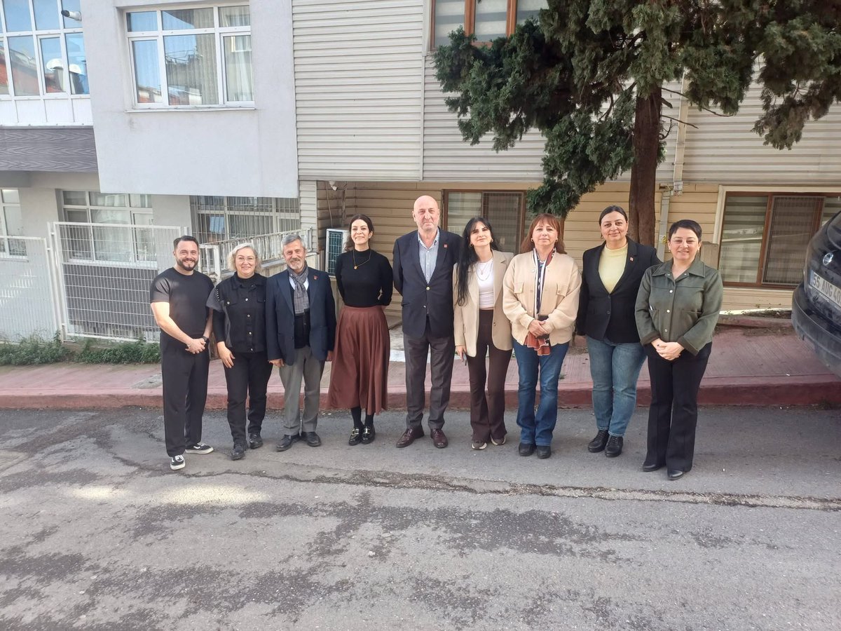 Samsun’da hafta sonu yoğun katılımlı, aktif bir çalışma gerçekleştirdik.
İl ve ilçe yöneticilerimizle umudu inşa etmeye devam ettik.
Bıkmadan, yorulmadan çalışacağız. 
Daha çok çalışacağız.
#CHP
#GÜÇLÜYURTTAŞ
#GÜVENLİGELECEK
#KAZANANTÜRKİYE