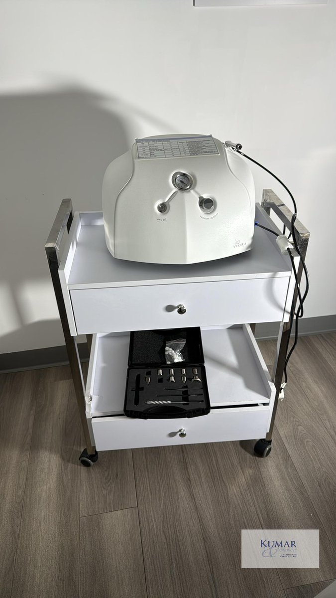 rajikuma's tweet photo. Exceptional Late Model Laser Treatment Machines &amp; Associated Non Surgical Treatment Equipment &amp; Treatment Couches &amp; More - https://t.co/ytzdpnolsA https://t.co/bexPxWxSC8