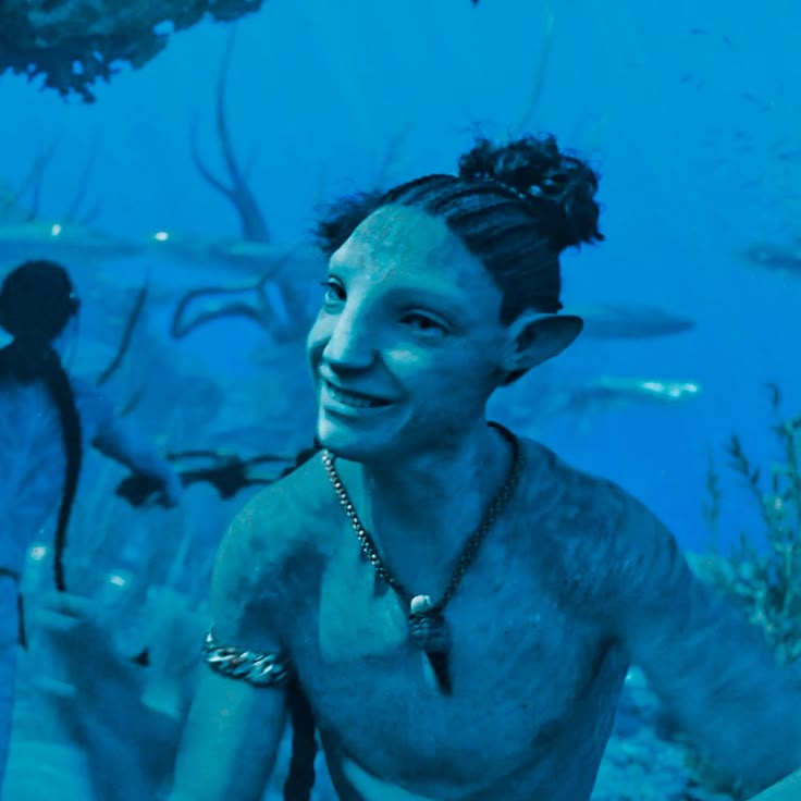 he really has no boyfriend, no best friend, no mother... WHAT'S FUCKING NEXT BRO???? HIS LIFE????? someone kill me *gasps for air* kill me neowwww