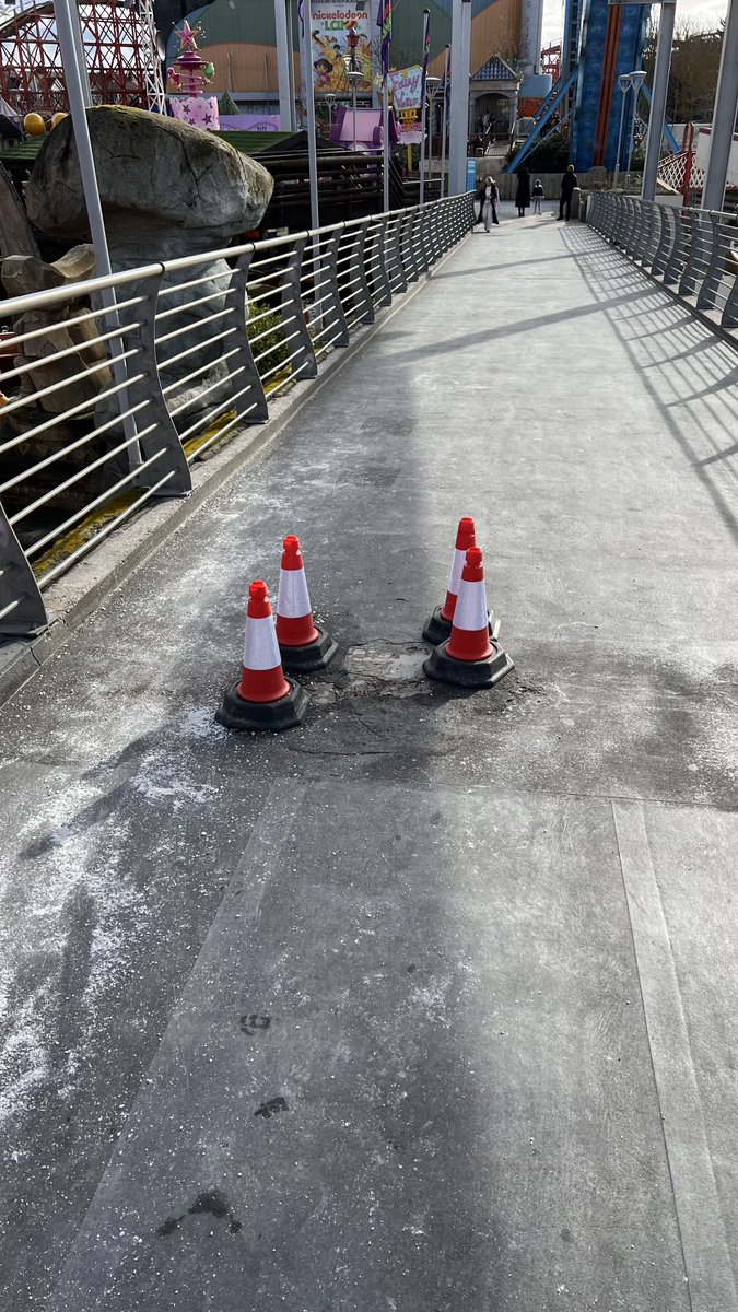 dean8001's tweet photo. Talking of #DeathTraps here’s one @Pleasure_Beach that’s been spotted! ⚠️ https://t.co/bf6pEwiwRW