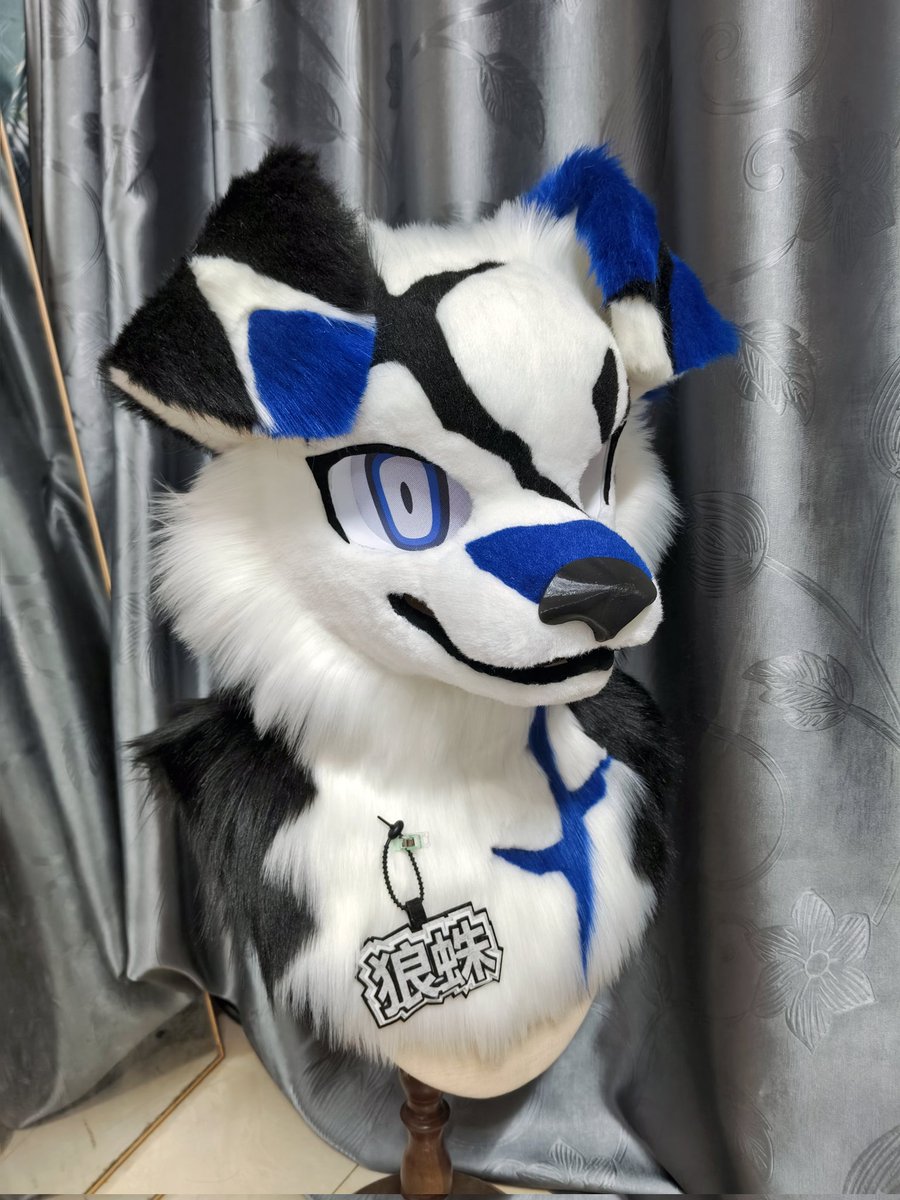 除夕快乐
还没做完的半成品
#furry #fursuit #fursuitmaker #premadefursuit