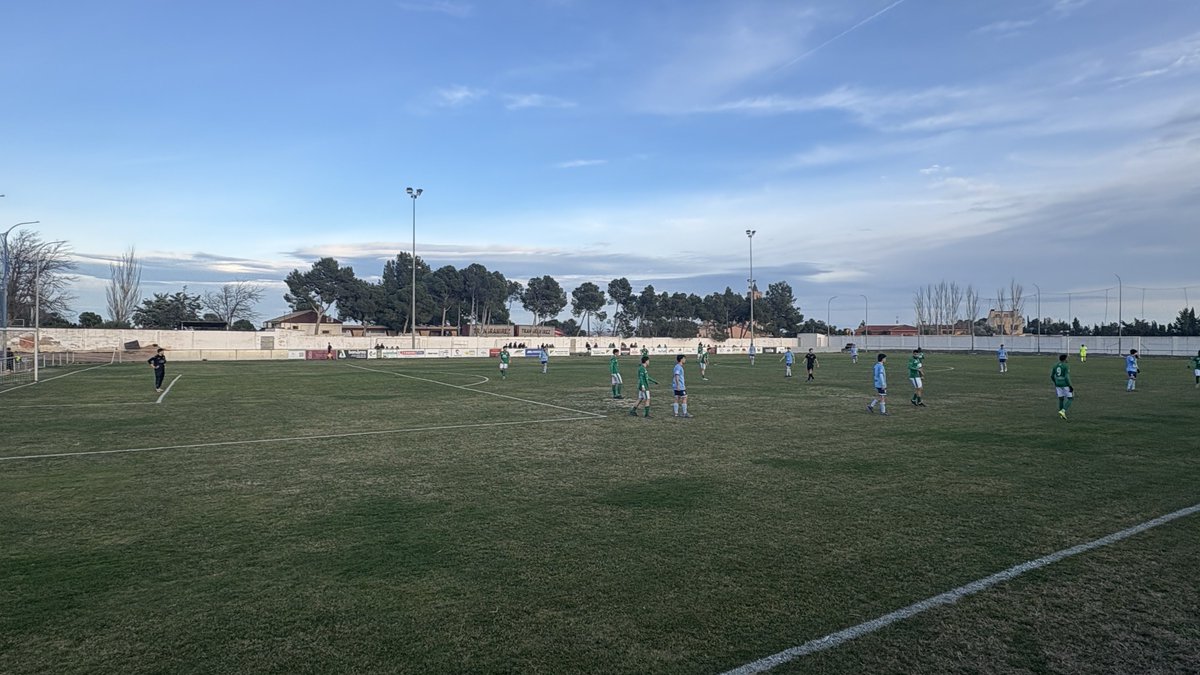 90+1’. 𝗙𝗜𝗡𝗔𝗟 𝗗𝗘𝗟 𝗣𝗔𝗥𝗧𝗜𝗗𝗢 🏁

CD Quinto 0️⃣-3️⃣ <a href="/cd_brea/">CD Brea</a> 

⚽️ Regi
⚽️ Marcos
⚽️ Pellicer

¡Partidazo de todo el equipo para llevarnos los tres puntos del Gregorio Vidal! ¡Vamooooos!🤍💙