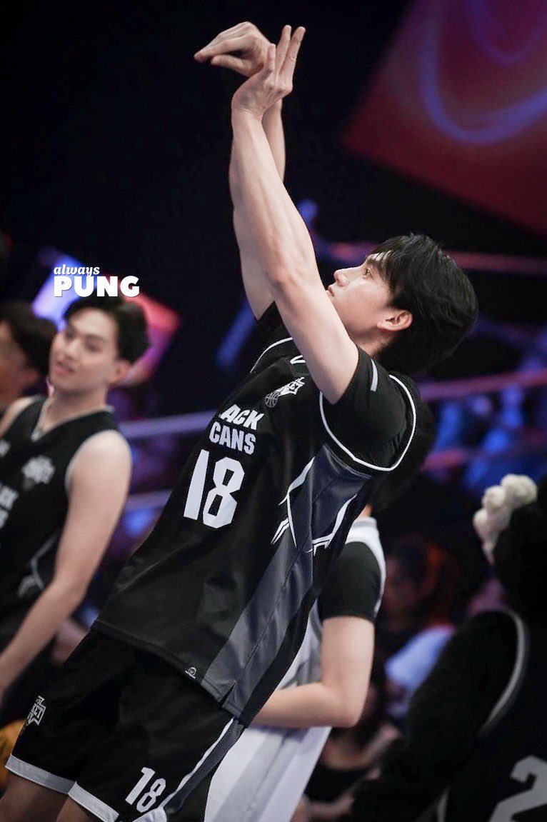 นักบาสน้องปังท่าชู้ทบาสเท่สุดๆ🏀⛹🏻

3 FIGHT 3 x Pung
#3Fight3BasketBoySS2
#pungphirunwat ; <a href="/pung_phirunwat/">pung_pung</a> 🍞