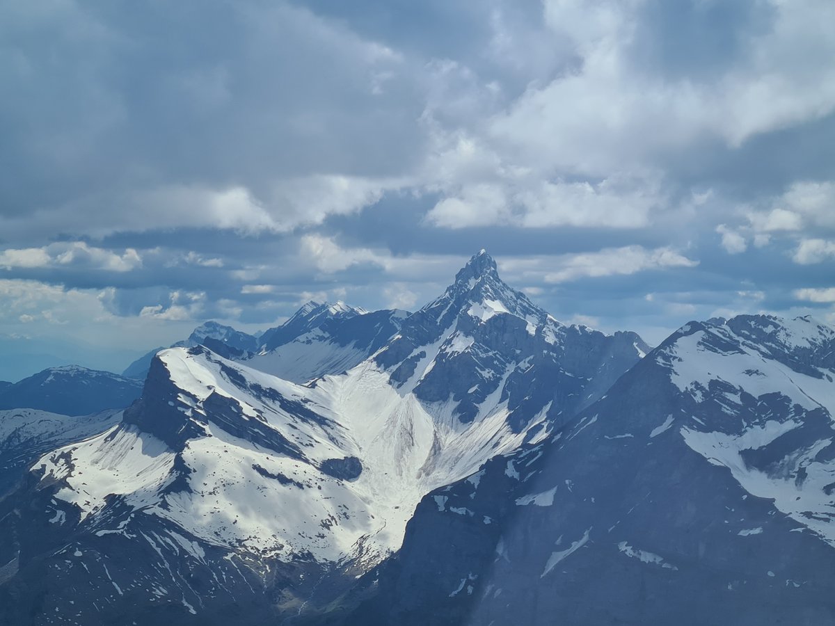 Valentin 🐧 tweet media