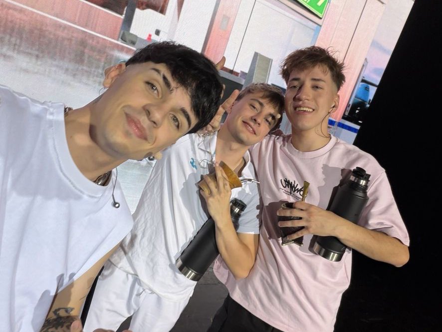 mernosketicore's tweet image. 