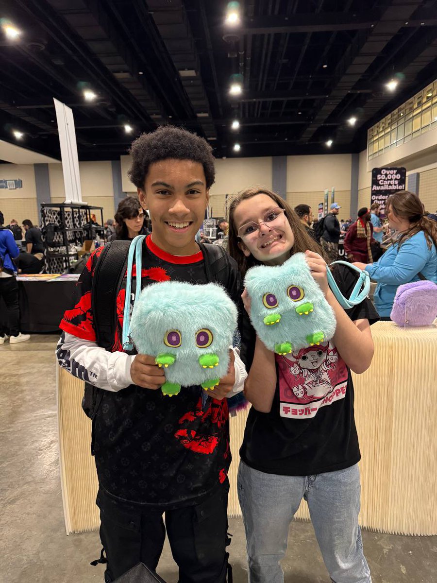 GatherersTavern's tweet photo. Duel ready at 300th YCS Richmond 💥 We’re so happy to see you carrying our ARTY bags around!
#yugioh #YCS300 #ycsrichmond #ycs https://t.co/FzrdYHwF6v