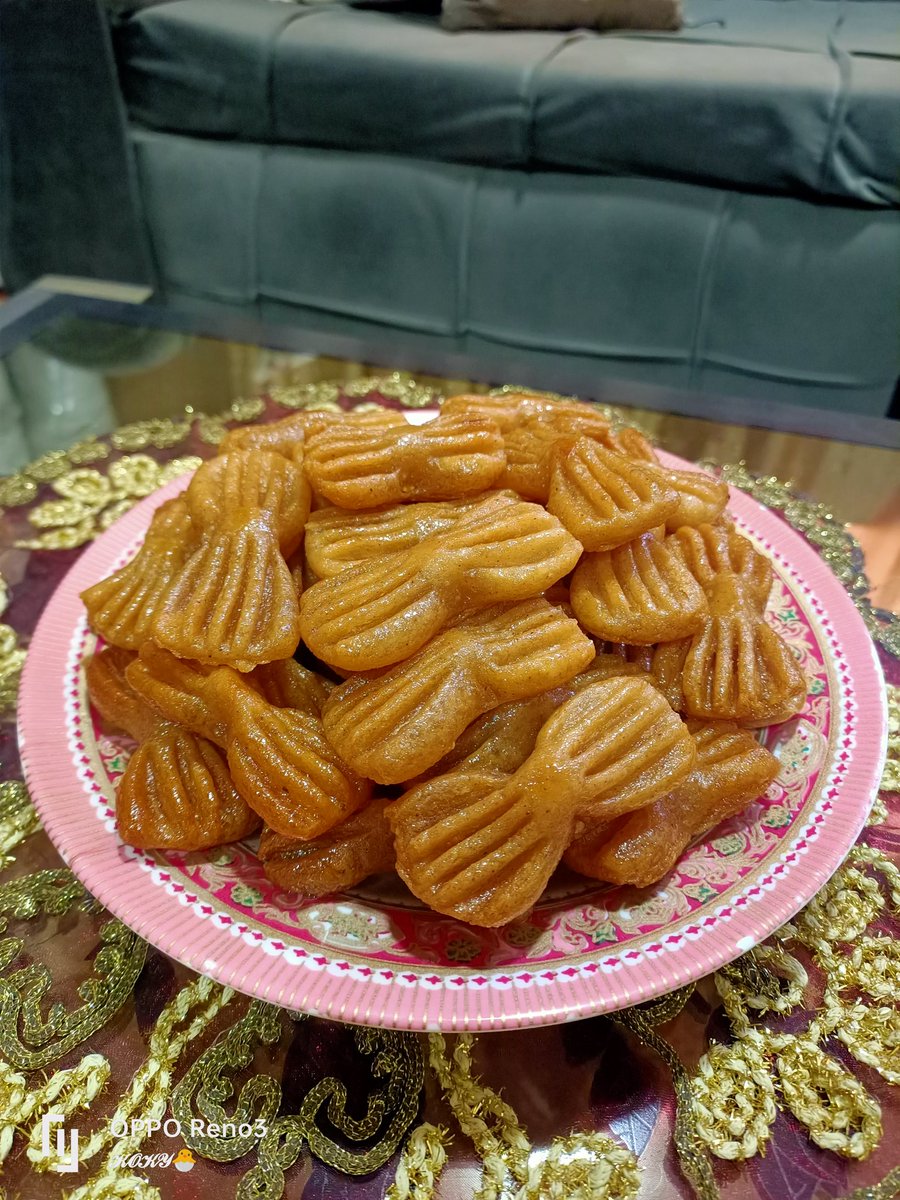Sanfora212000's tweet photo. كل ما تعطل ادخل المطبخ اخترع 💗🤭 https://t.co/SdnRZmxVOI