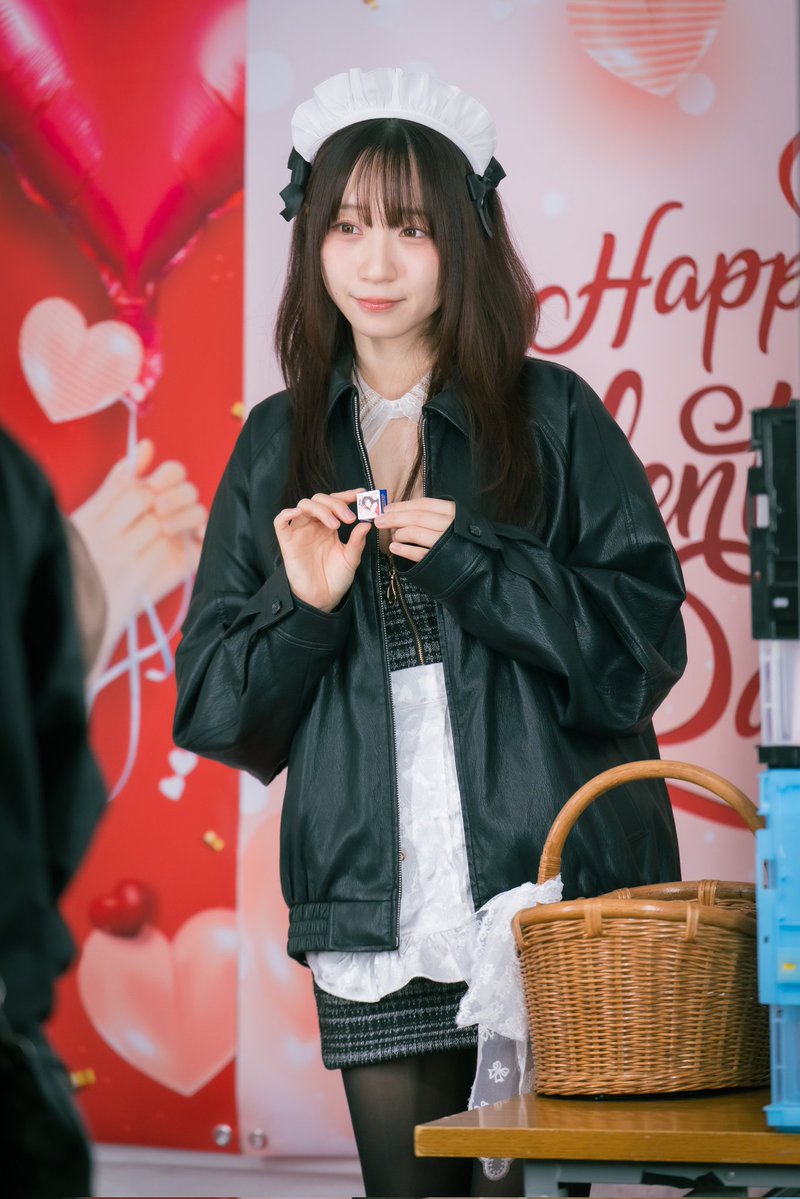 バレンタイン無料配布イベント チェキ買ったらサインあった💕 #伊織