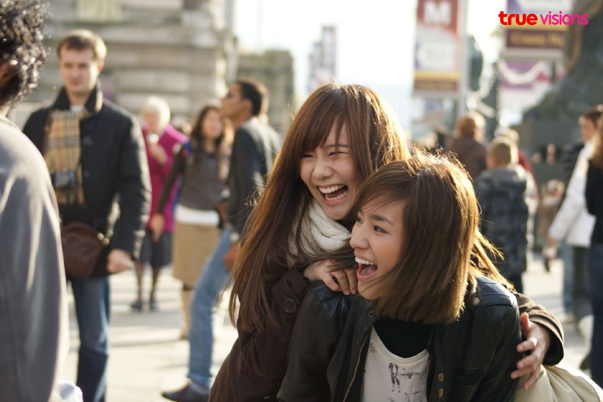 ย้อนไปตอนนั้น ก่อนต่ายแต่งงาน ชีคือขวัญใจแฟนหนังเลยนะเว่ย ยุคนั้นคือต่ายเท่านั้น ต่ายมีเสน่ห์มากกก มารู้อีกทีชีแต่งงานแล้ว หายหน้าจากงานหนังไปเลยยย