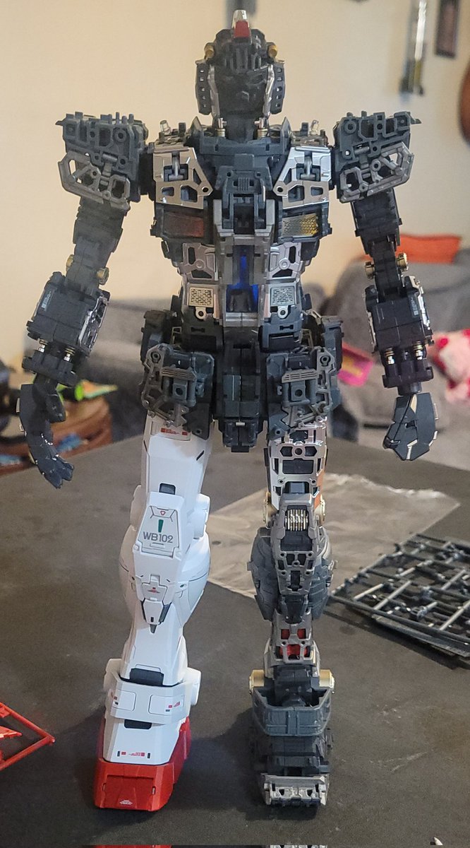 evil_toast916's tweet image. Right leg complete. 
#gundam #perfectgrade