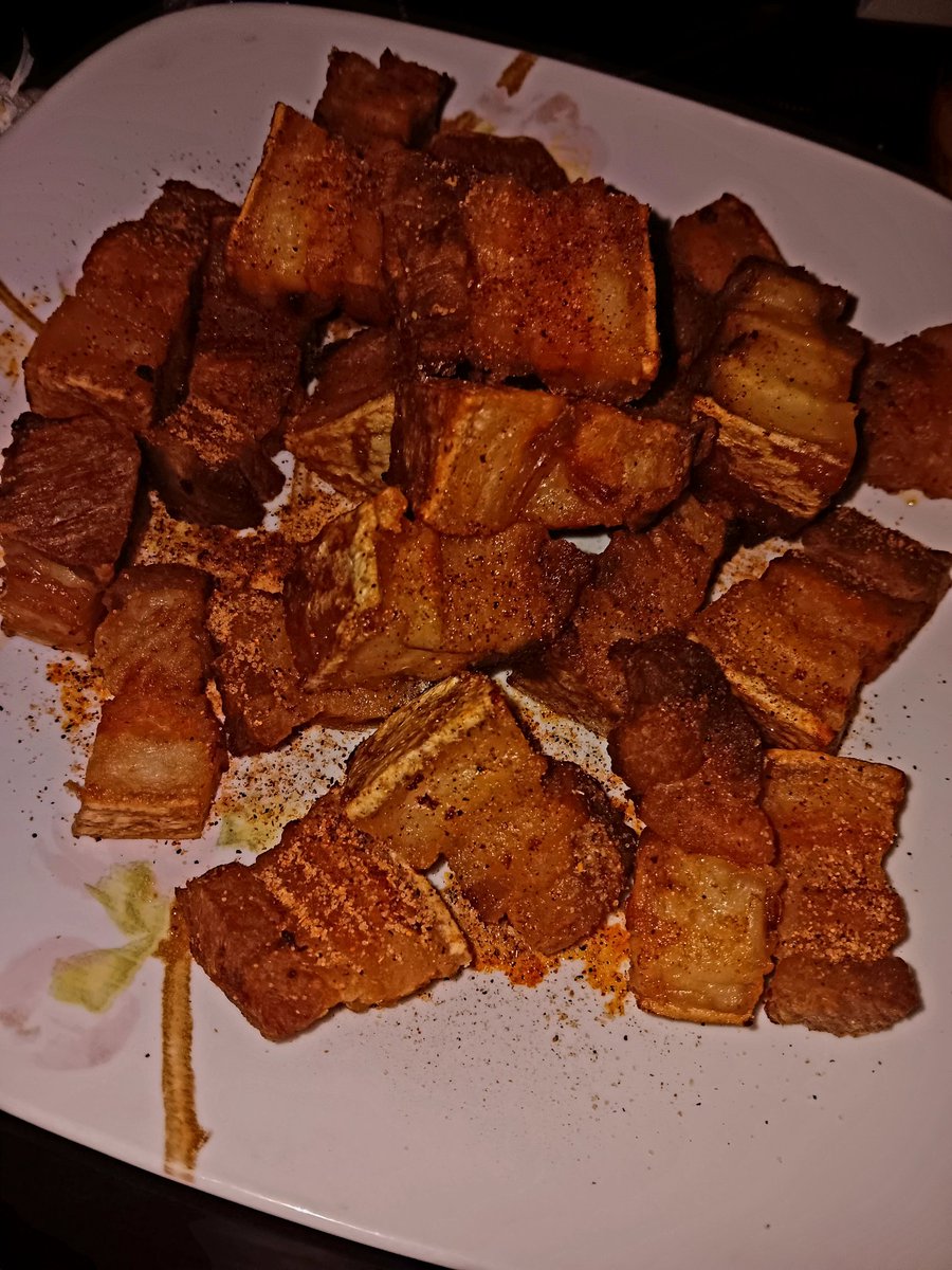 FuckYou183205's tweet photo. @LibertyTree8555 @RoberdeauWheat Awe man that looks good  I had to cook some of these bad boys the other day 🤣 missing home just like u bruh https://t.co/yMCgeVfcuJ