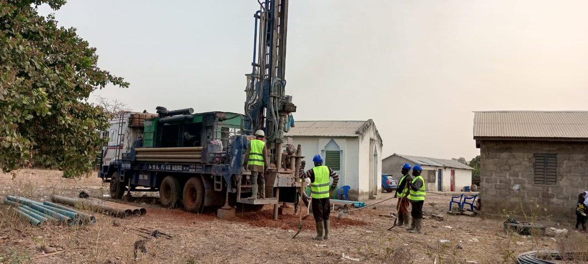 ong_cav's tweet photo. LE PROGRAMME EAU &amp; ASSAINISSEMENT EN MILIEU RURAL DE L’ONG CAV POUR L’ANNEE 2026

https://t.co/oG98dzwH8H https://t.co/axtqWIVEpY