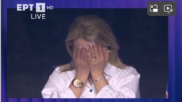 mom's reaction is understandably heartfelt #singforgreece