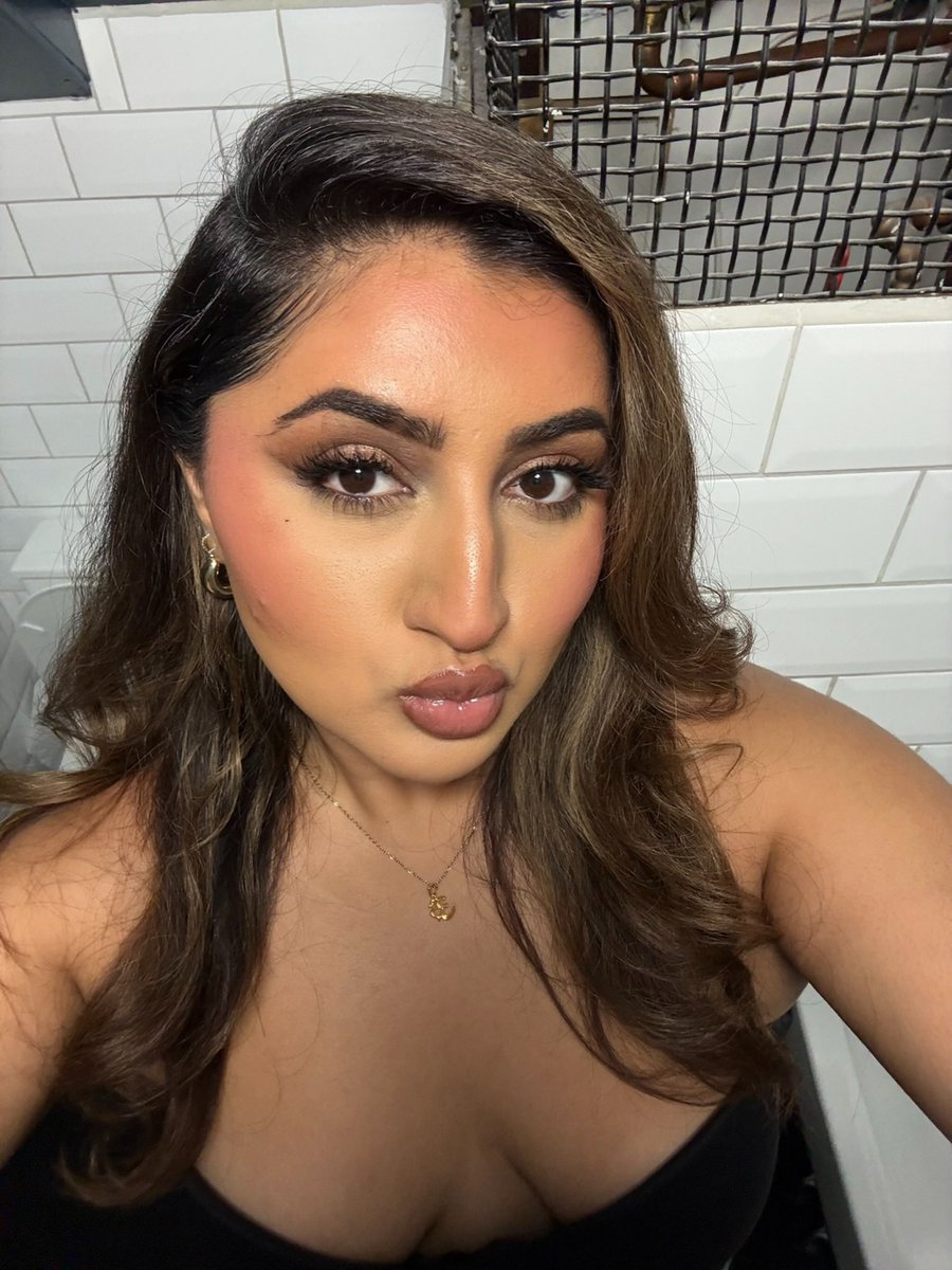 💋