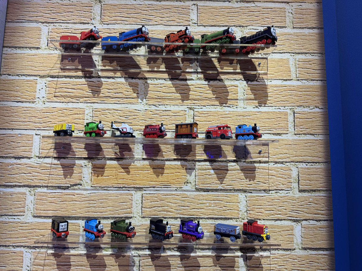 Ok crash twitter here we come. The closest pictures we got for all the diecast engines displayed on the wall.  This was above an apparel display so it was a bit hard to reach over.  

#nytoyfair #thomasandfriends #thomas #Mattel