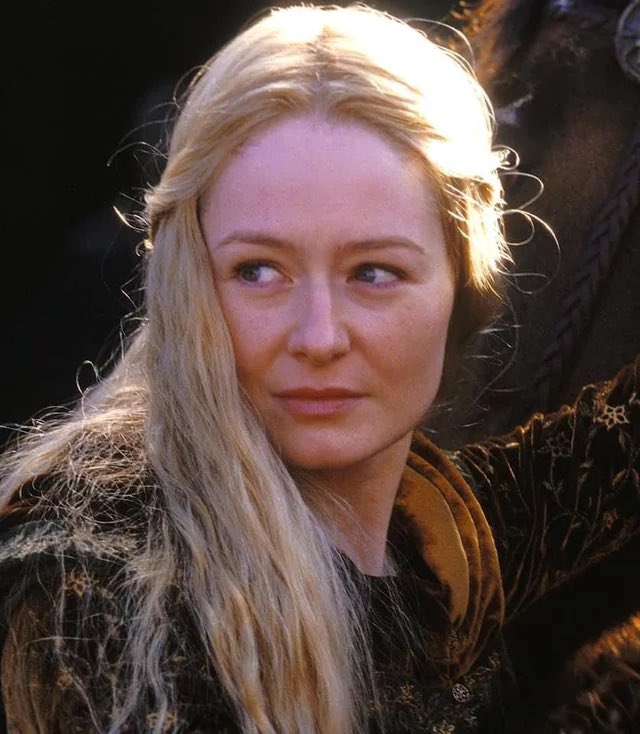 DajanaGotal's tweet photo. “But no living man am I! You look upon a woman. Éowyn I am, Éomund’s daughter. You stand between me and my lord and kin. Begone, if you be not deathless! For living or dark undead, I will smite you, if you touch him.” - Éowyn , J.R.R. Tolkien, The Return of the King (LOTR) https://t.co/DP7SE5MzVL