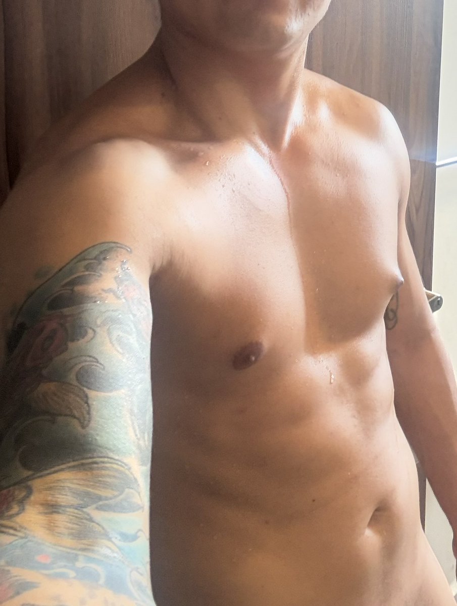 kaswual's tweet photo. Hola😏
Buscando chicas 🦄 y parejas para pasar un buen rato. 

#swingersméxico 
#parejasswinger 
#swingerscdmx 
#parejasw
#cuckqueen
#triomhm 
#intercambiopareja
#parejajoven
#IntercambiodePareja https://t.co/AWpn0EBKnE