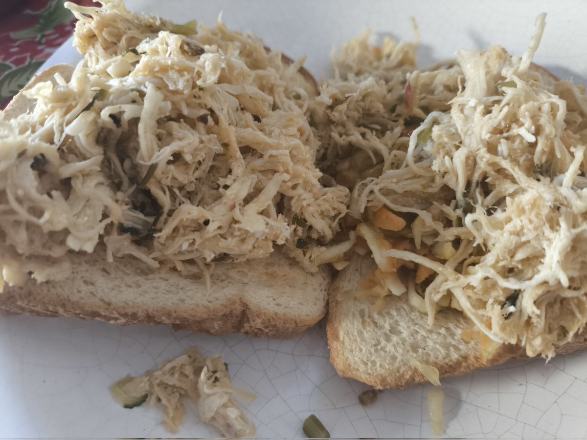 cele ୨ৎ tweet media