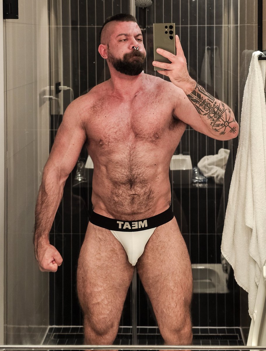 Philip Rowey tweet media