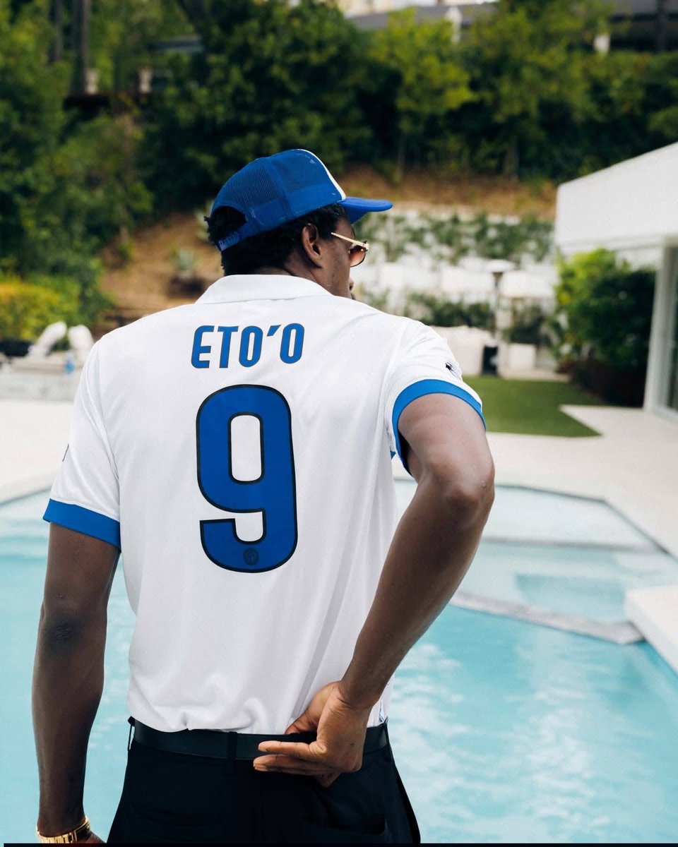 📸 Pascal Siakam avec le maillot de Samuel Eto’o à l’Inter Milan à l’occasion du NBA All Star Game. 👕🇨🇲