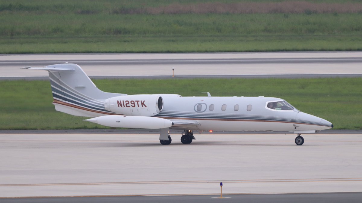 Gates Lear Jet 35 (N129TK) off of runway 1 Center <a href="/Dulles_Airport/">Dulles Airport (IAD)</a> .

#featured #planespottingbe #aviation #dullesairport #aviationphotography #planespotter #aviationlovers